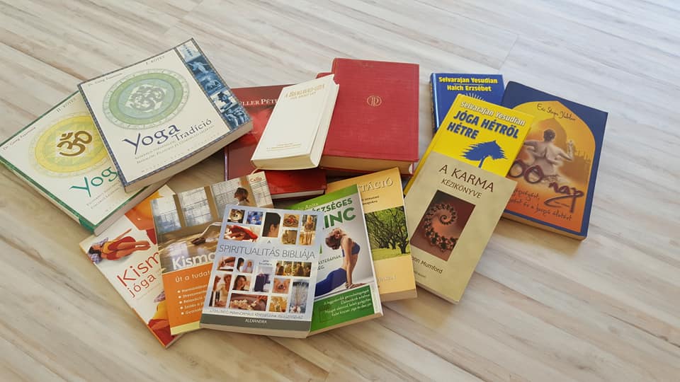KÖNYVTÁR NYÍLT A JÓGA VILÁGNAPJA TISZTELETÉRE